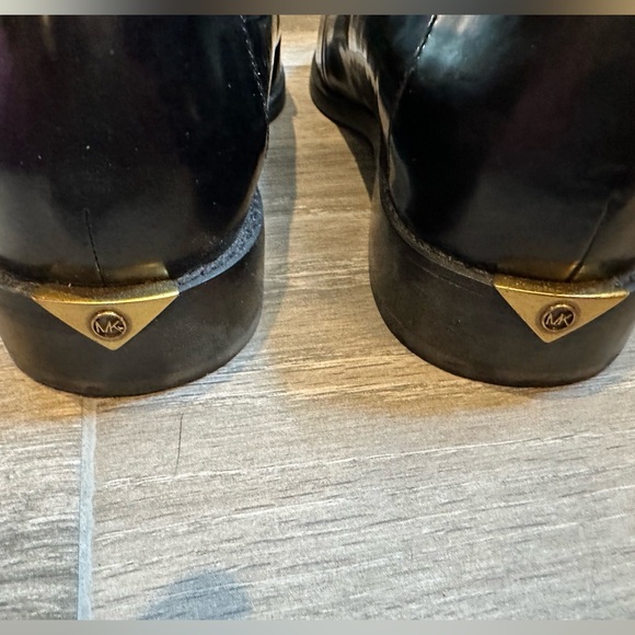 MICHAEL MICHAEL KORS black leather loafers, size 8 - Picture 3 of 4